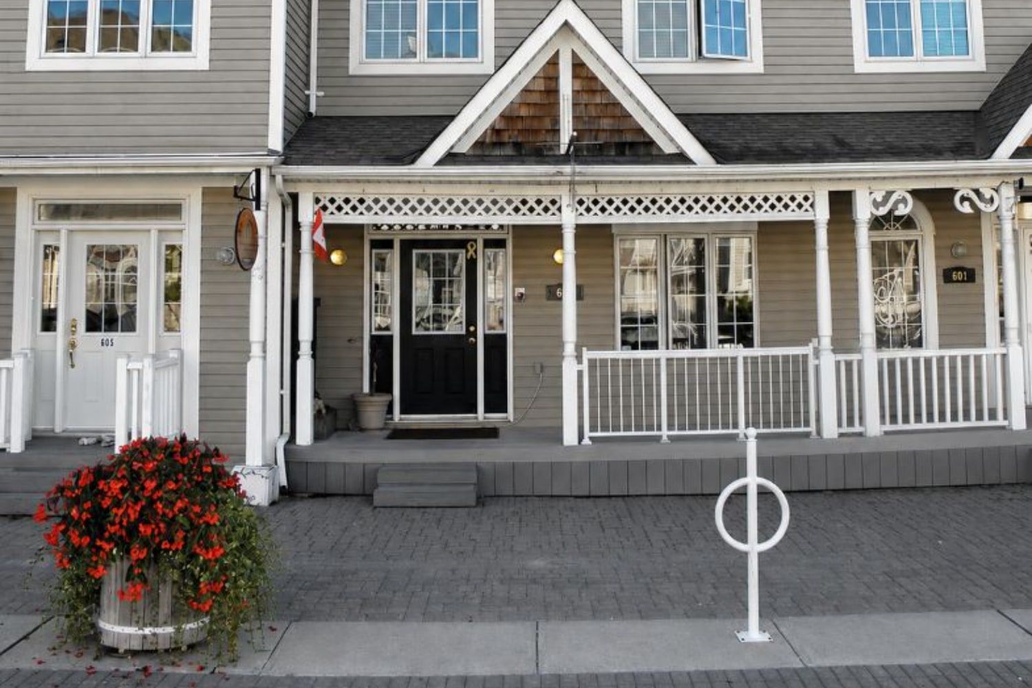 The clinic entrance at 603A Liverpool Road, Pickering